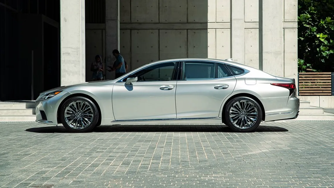 Autoteile Verkäufe -Autoteile Verkäufe 2023 Lexus LS 500 Sports Luxury Sedan Silver TW 1001x565 2