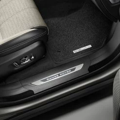 Beleuchtete Einstiegsleisten - Vorne - Velar